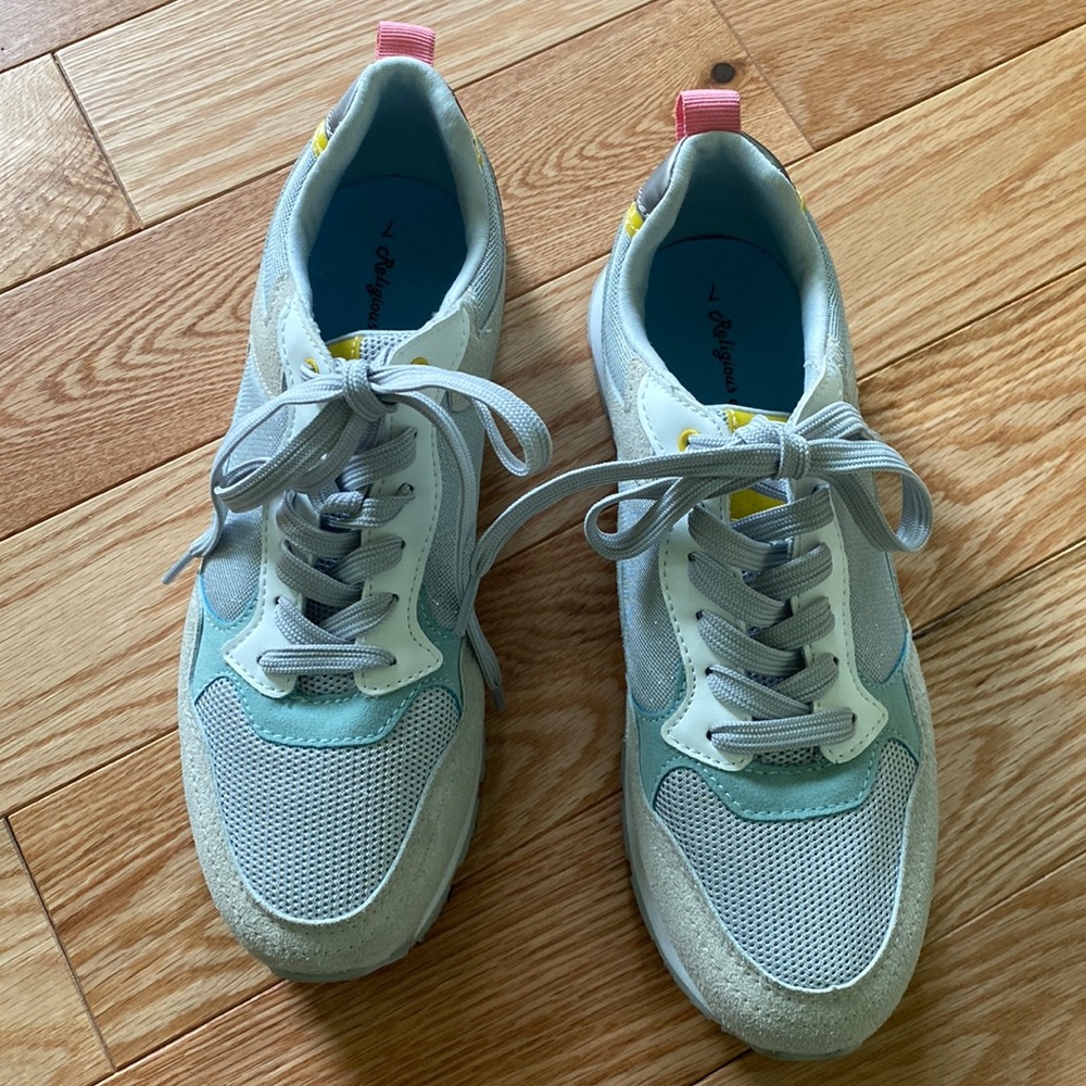 Fashion sneakers